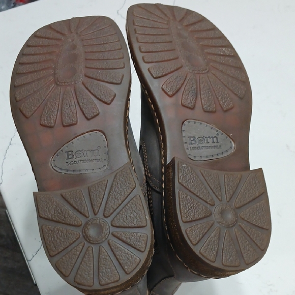 Men's Gray Chelsea Boots - Picture 6 of 7